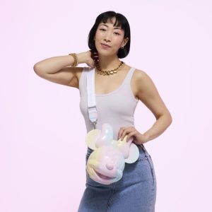 Snow White Poison Apple Unisex Swing Tee – XL