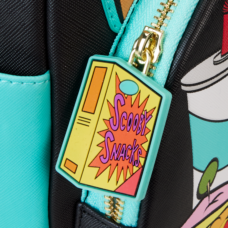 SBDBK0019-LFWBSCOOBYDOOMUNCHIESMINIBACKPACK0011ZIPPER-2.png